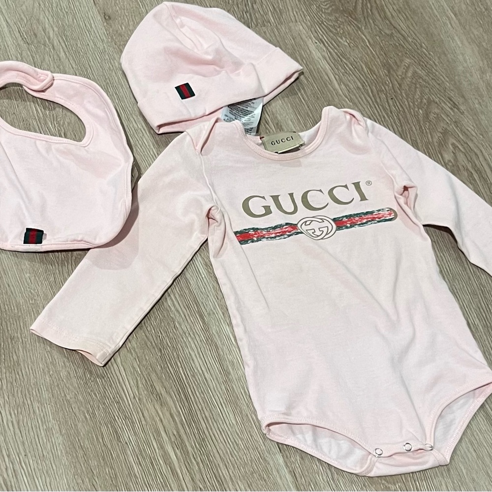 Baby girl pink Gucci matching onesie set